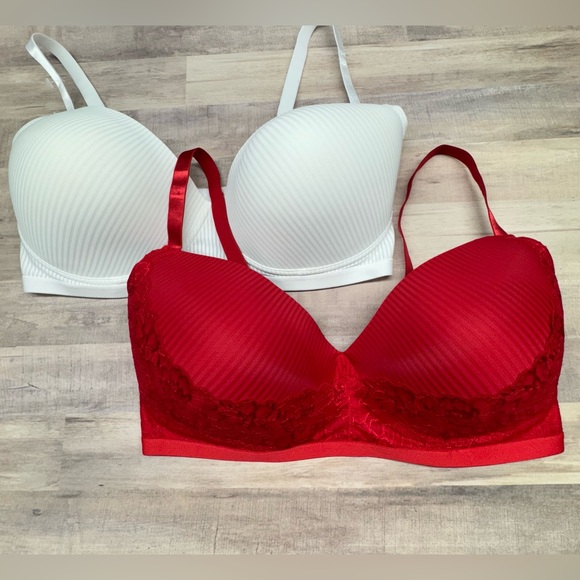 *NWOT* Pure Beauty by Rene Rofe 2 Pack Wireless Lightly Lined Bra Set Size 38DD - Picture 1 of 10